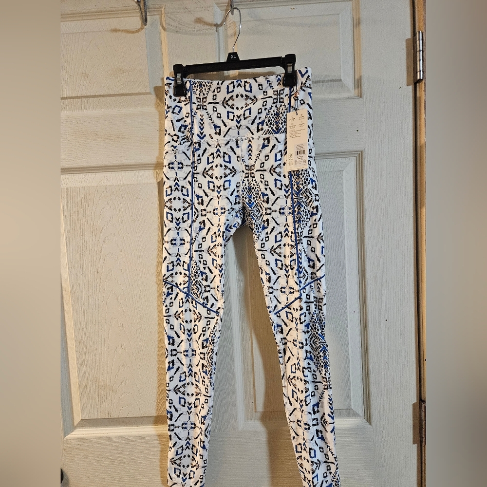 CALIA Women's Tipped Point Cold Dash Legging: FOLKLORE PRINT WHITE: NWT: SZ XS